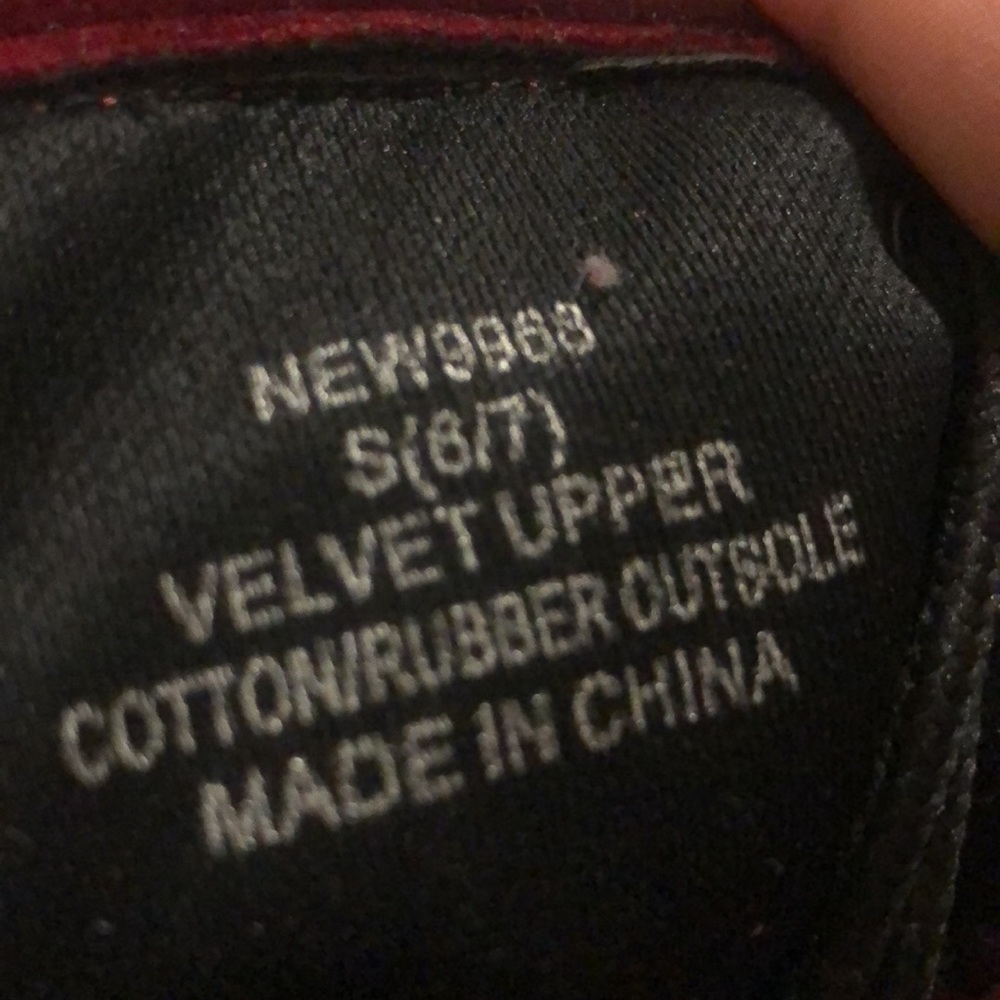 Burgundy velvet shoes -6/7 - Picture 11 of 11
